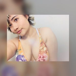 Meet your Posher, Perla